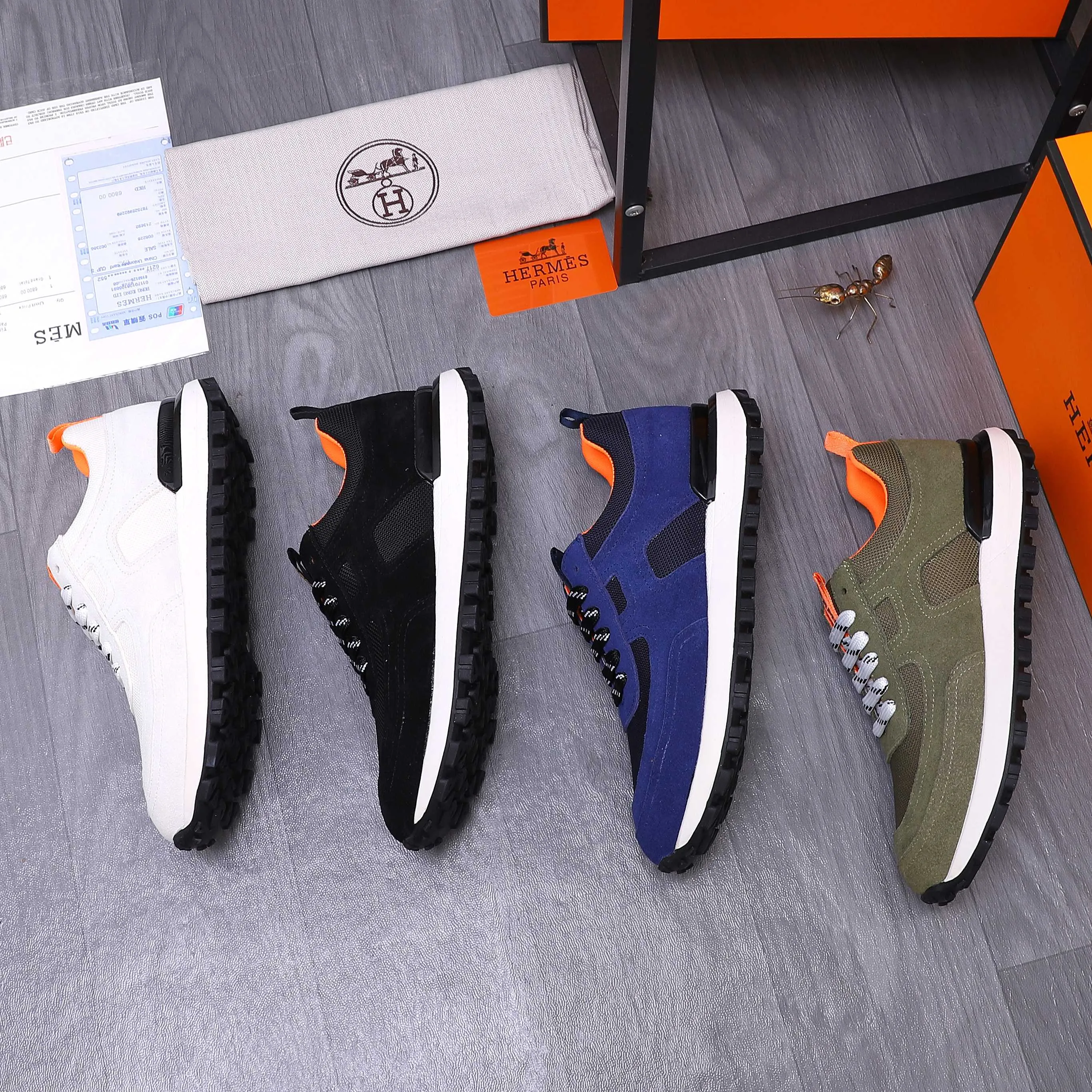Men's shoes 💰420 Product trademark: HERMES "Hermes" casual shoes Regular size: 38-44 Product materials: Selected frosted cowhide stitching mesh upper Breathable mesh lining Cowhide insole Rubber outsole